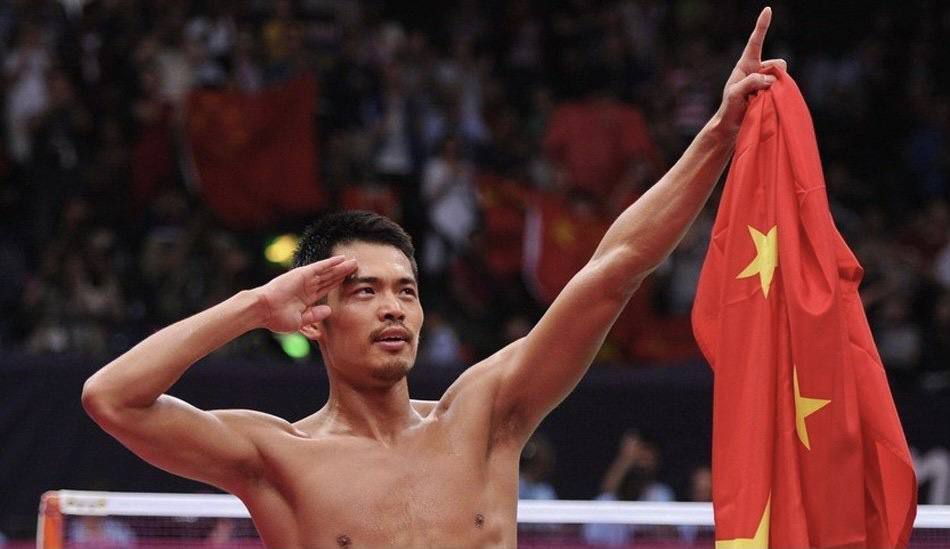 伊丽莎白.萧和财团巨佬有素质区分么？都是为了活下往，无外乎一个自救，一个求救。